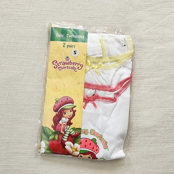 Older Strawberry Shortcake 2-pack Tank Tops 4t - Picture 1 of 8